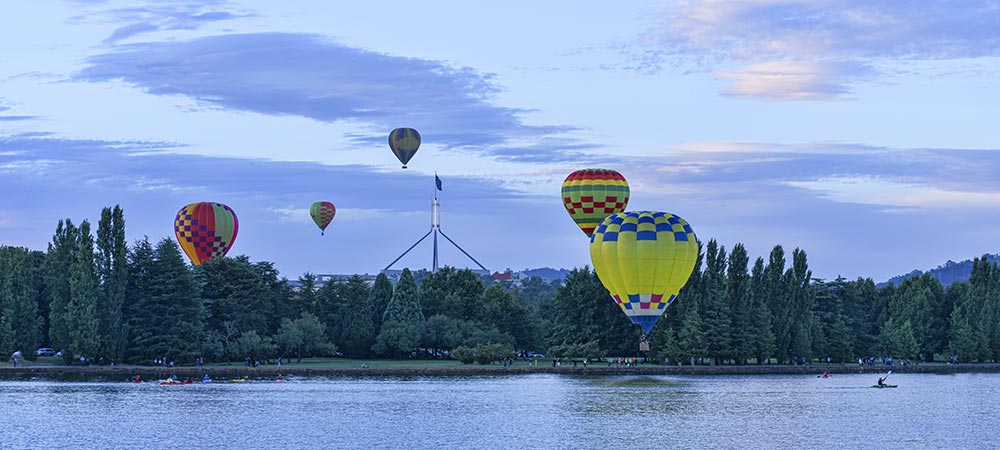 Peaceful balloon rides in Canberra